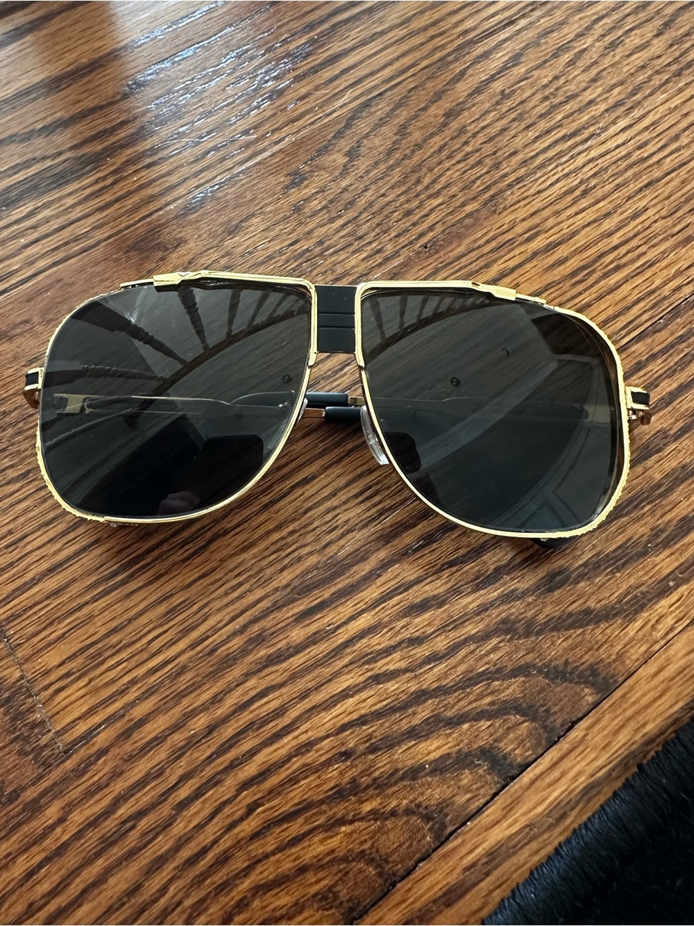 Golden Frame Oversized Aviator Sunglasses J2425